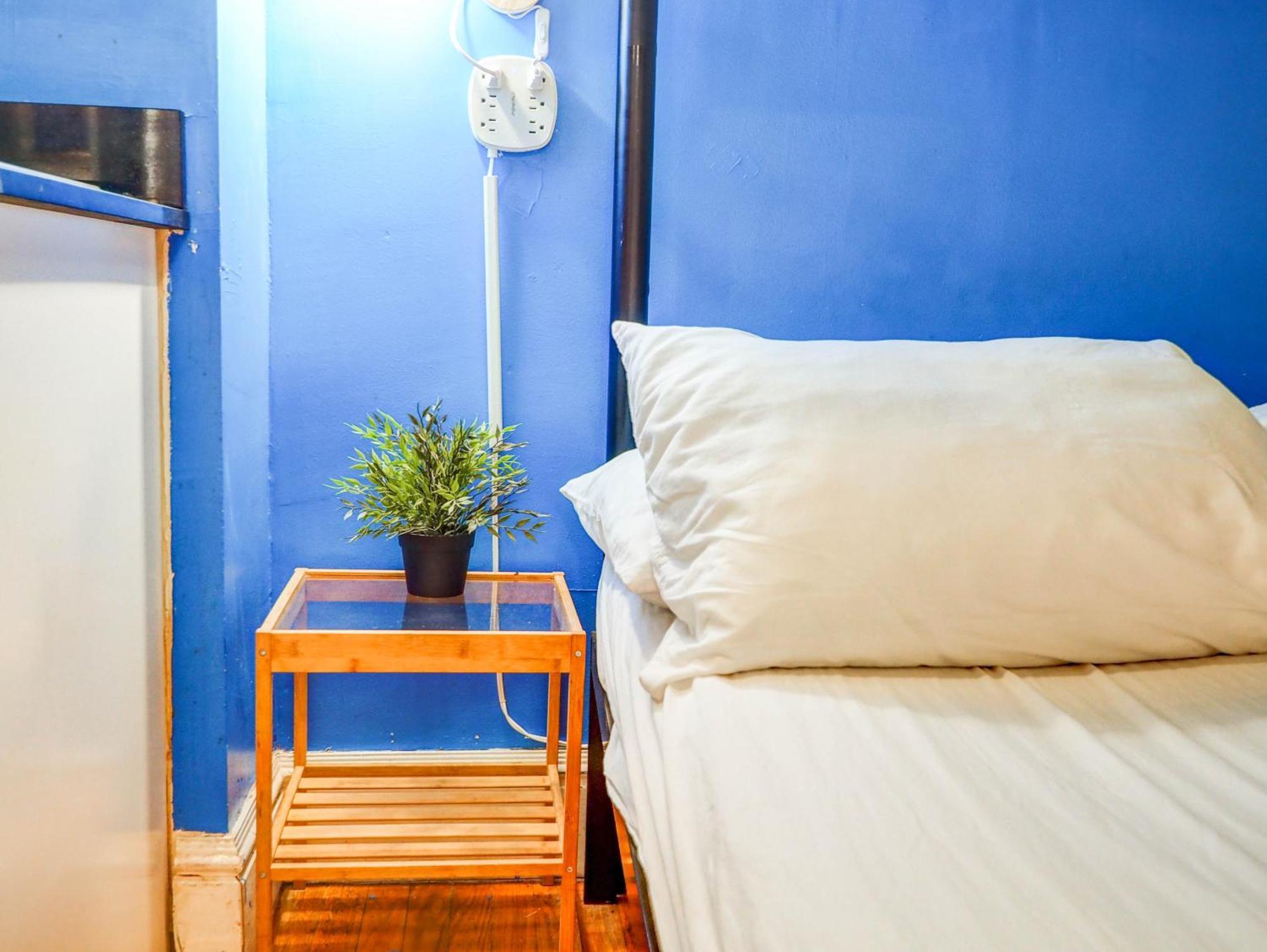 Metropolitan Manhattan Apartment New York