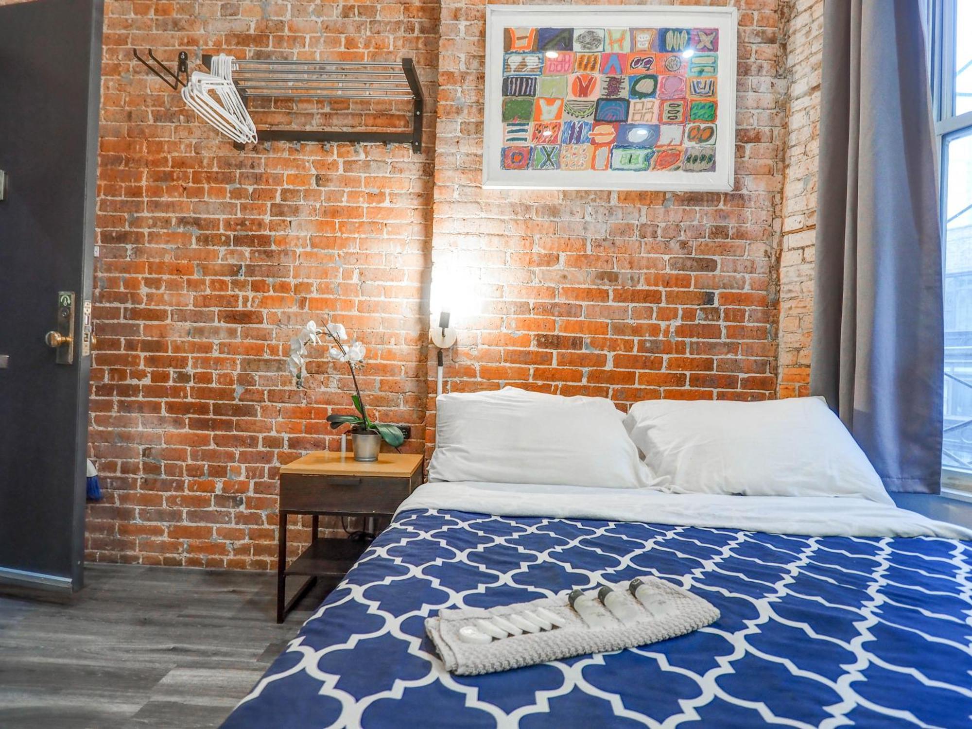 Metropolitan Manhattan Apartment New York